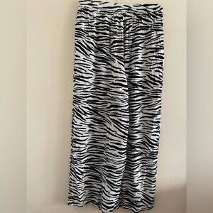 New! Zebra Print Ankle-Length Pants